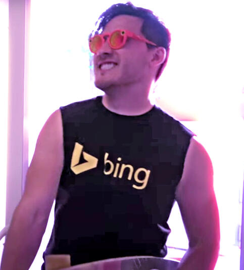 Click me to view the next page!